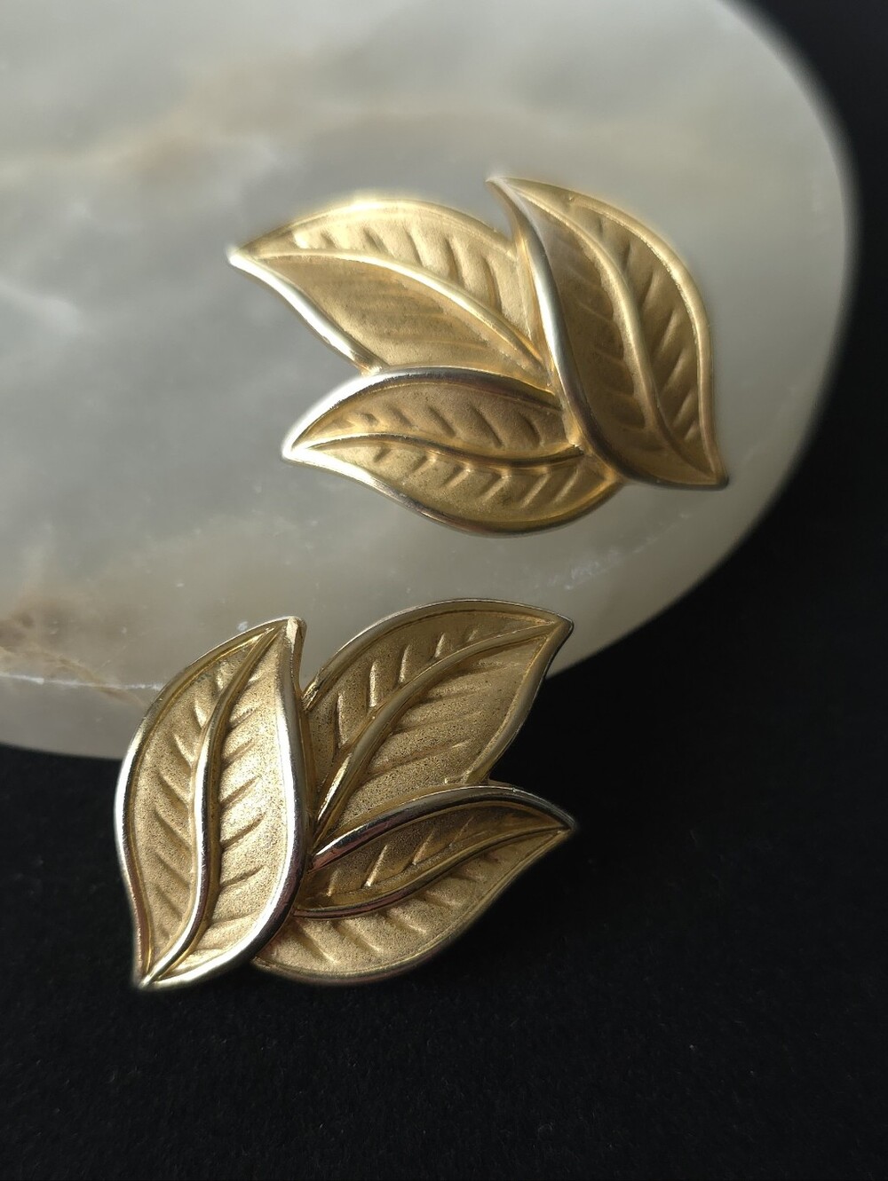 Vintage Crown Trifari Gold-Tone Textured Leaf Clip-on Earrings